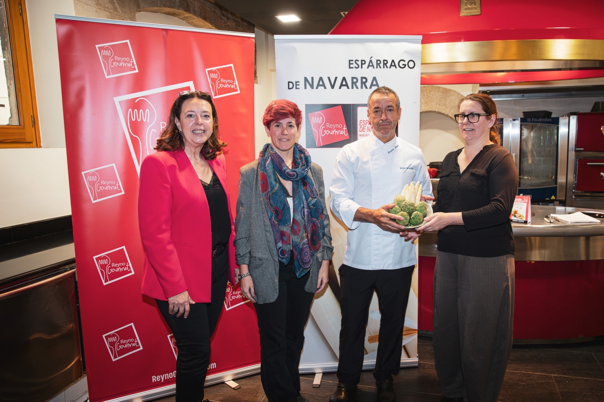 El espárrago de Navarra llega a 38 restaurantes de Barcelona en mayo, dos de ellos con estrella Michelin