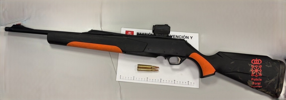 Interceptan un rifle listo para disparar en un control en Altsasu e imputan a su portador por caza furtiva