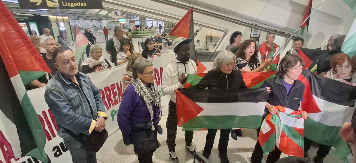Denuncian torturas a los dos activistas de la flotilla humanitaria aún retenidos en Israel