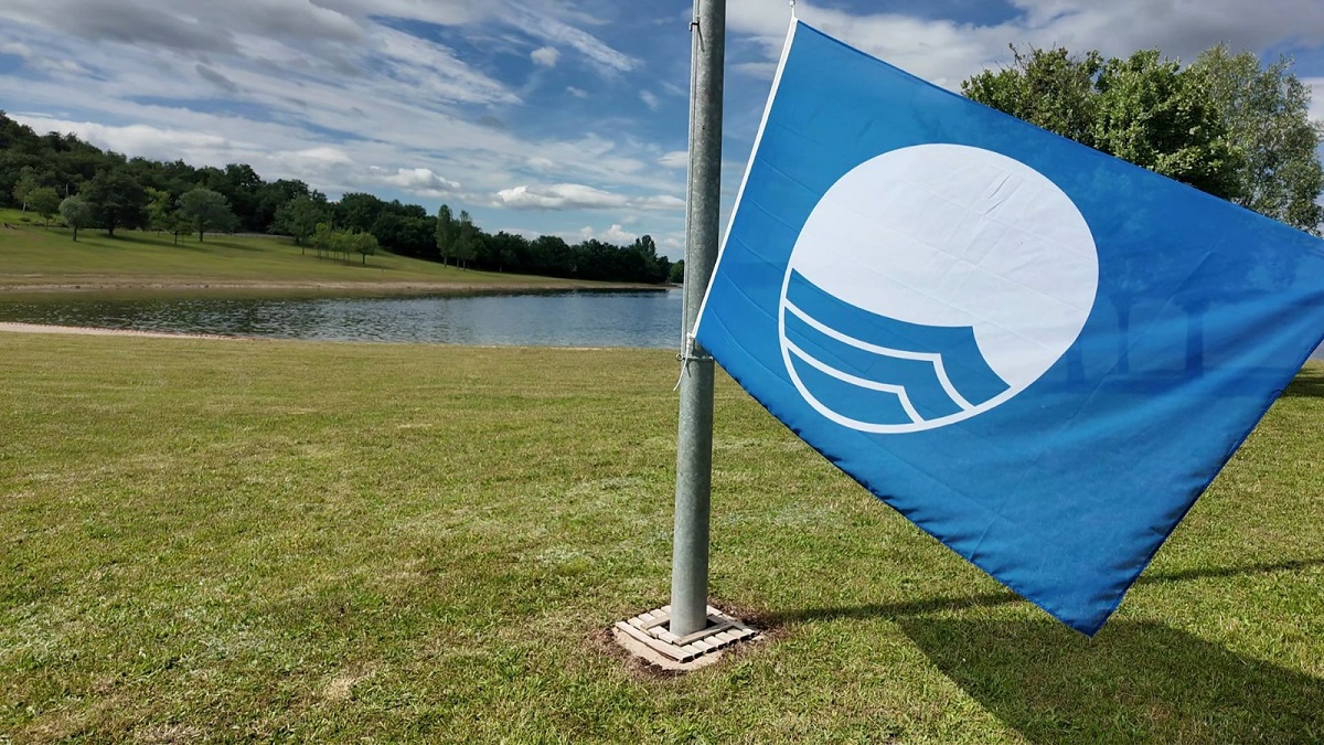 Las playas de Landa y Garaio revalidan la bandera azul por la calidad de sus aguas y servicios en Álava