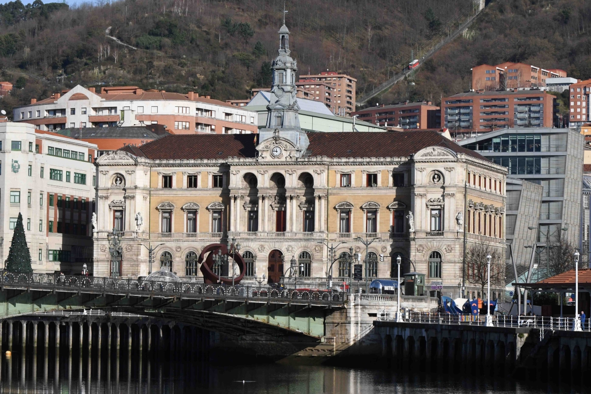 El plazo para pagar o fraccionar la nueva tasa de residuos en Bilbao finaliza el 31 de mayo