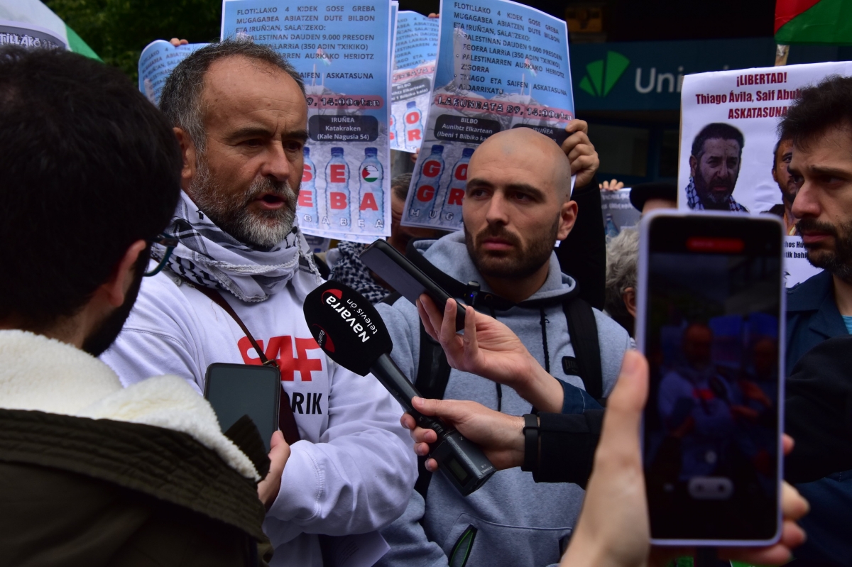 Activistas inician una huelga de hambre indefinida en Pamplona en solidaridad con la Global Sumud Flotilla 