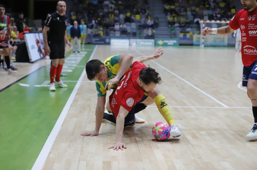 Osasuna Magna se jugará la permanencia en Primera División contra Córdoba Futsal