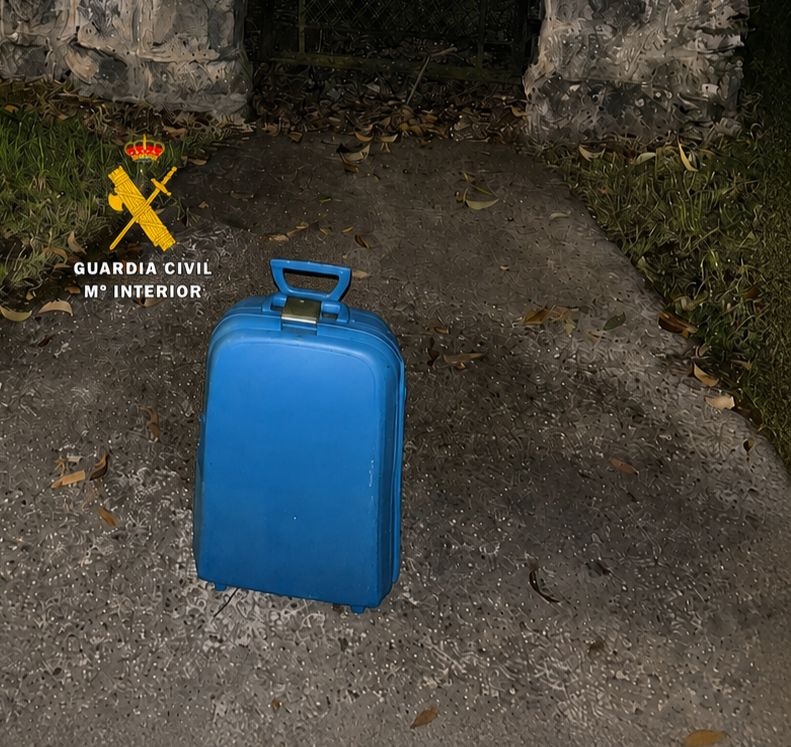 Activan un dispositivo de seguridad en Bera por una maleta abandonada que estaba vacía