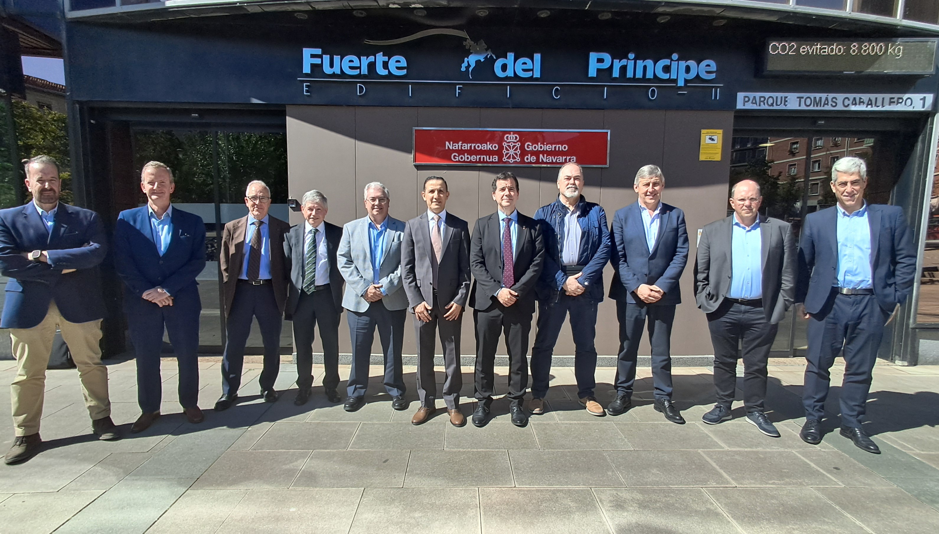 Irujo junto a una representación del ecosistema industrial navarro recibe la visita del CEO del Grupo tunecino CAVEO