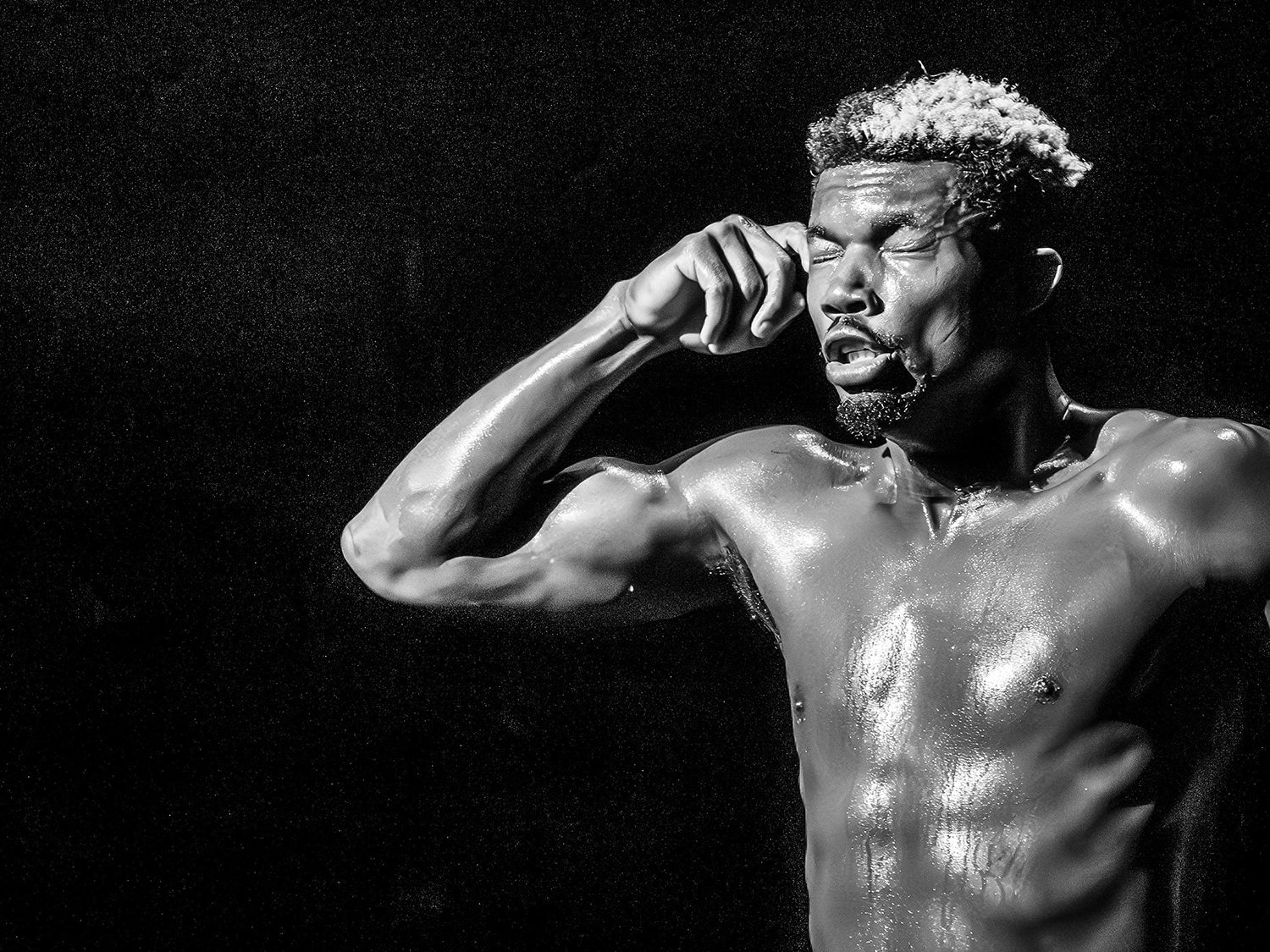 El ciclo Kutxa en Escena cierra con 'Black', un espectáculo de danza urbana africana sobre violencia y la emancipación