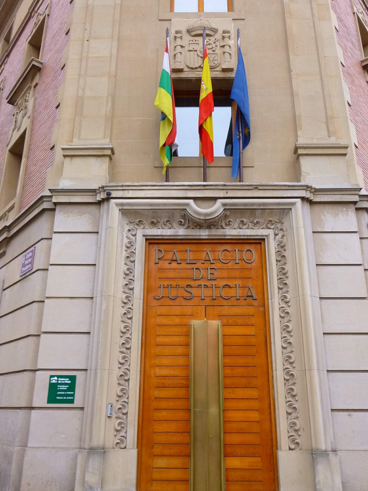 Absueltos los dos acusados de una grave agresión a la salida de una discoteca de Logroño por falta de pruebas