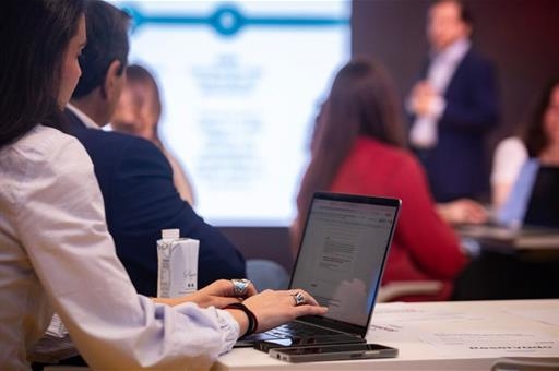 El paro baja en 36.323 personas en mayo y el mercado laboral registra su mejor cifra para este mes desde 2007