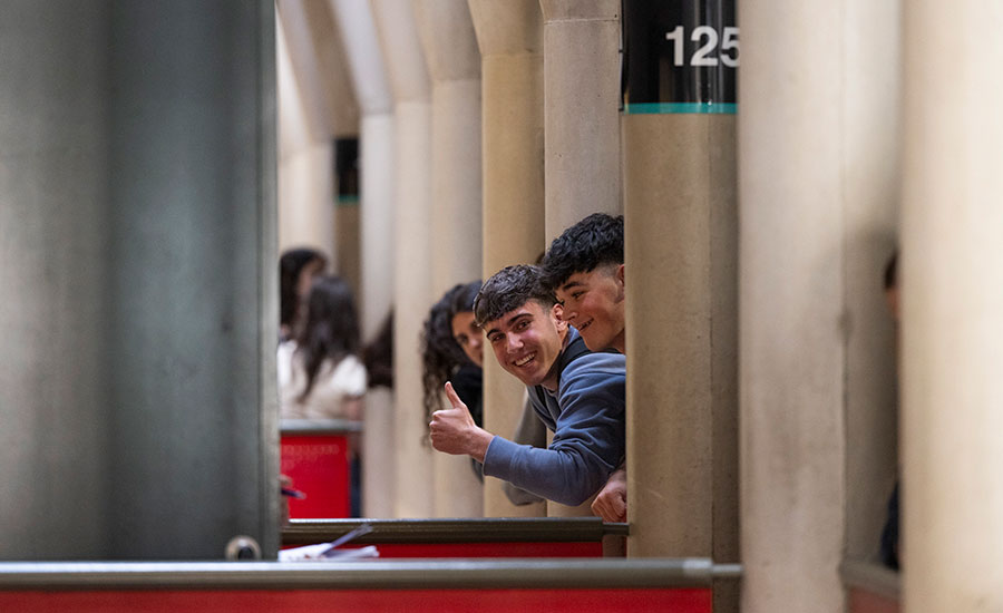 La PAU comienza con normalidad en los campus de Pamplona y Tudela de la UPNA