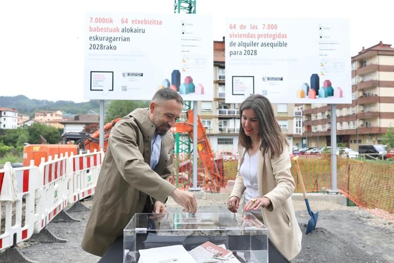 Comienzan las obras de las nuevas viviendas de protección oficial en alquiler del Gobierno Vasco en Llodio