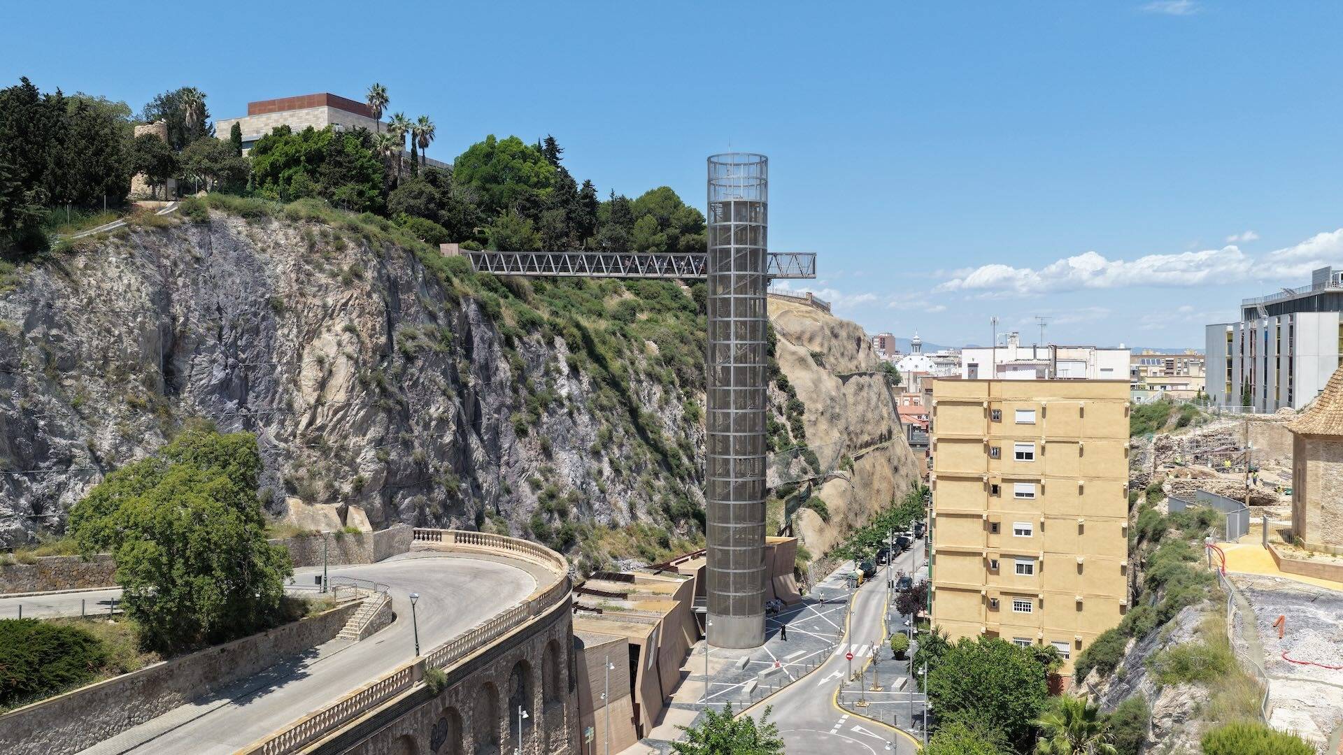 Barco turístico, ascensor panorámico y castillo; tres experiencias para conocer Cartagena