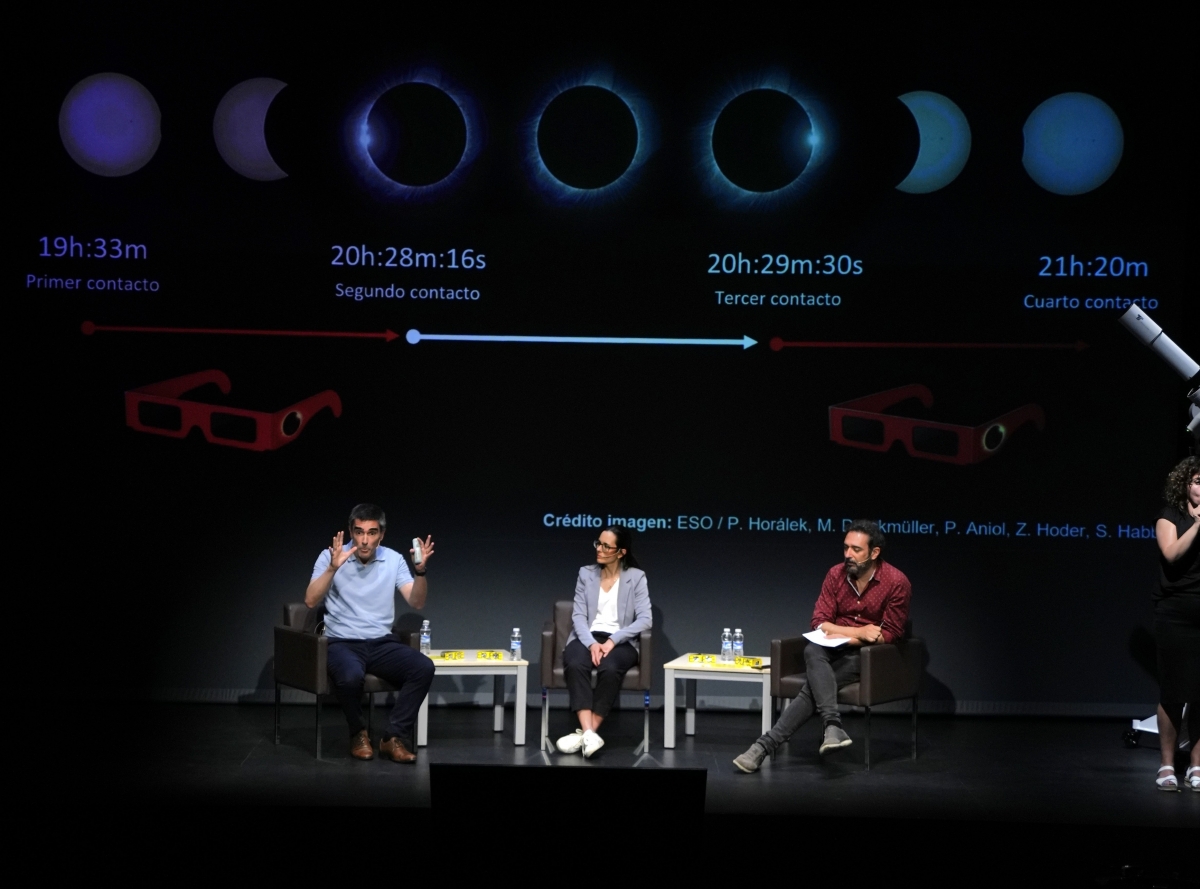 El ciclo 'Los 12 antes del eclipse' llega a su recta final con una sesión en Lodosa sobre cómo observar el Sol 