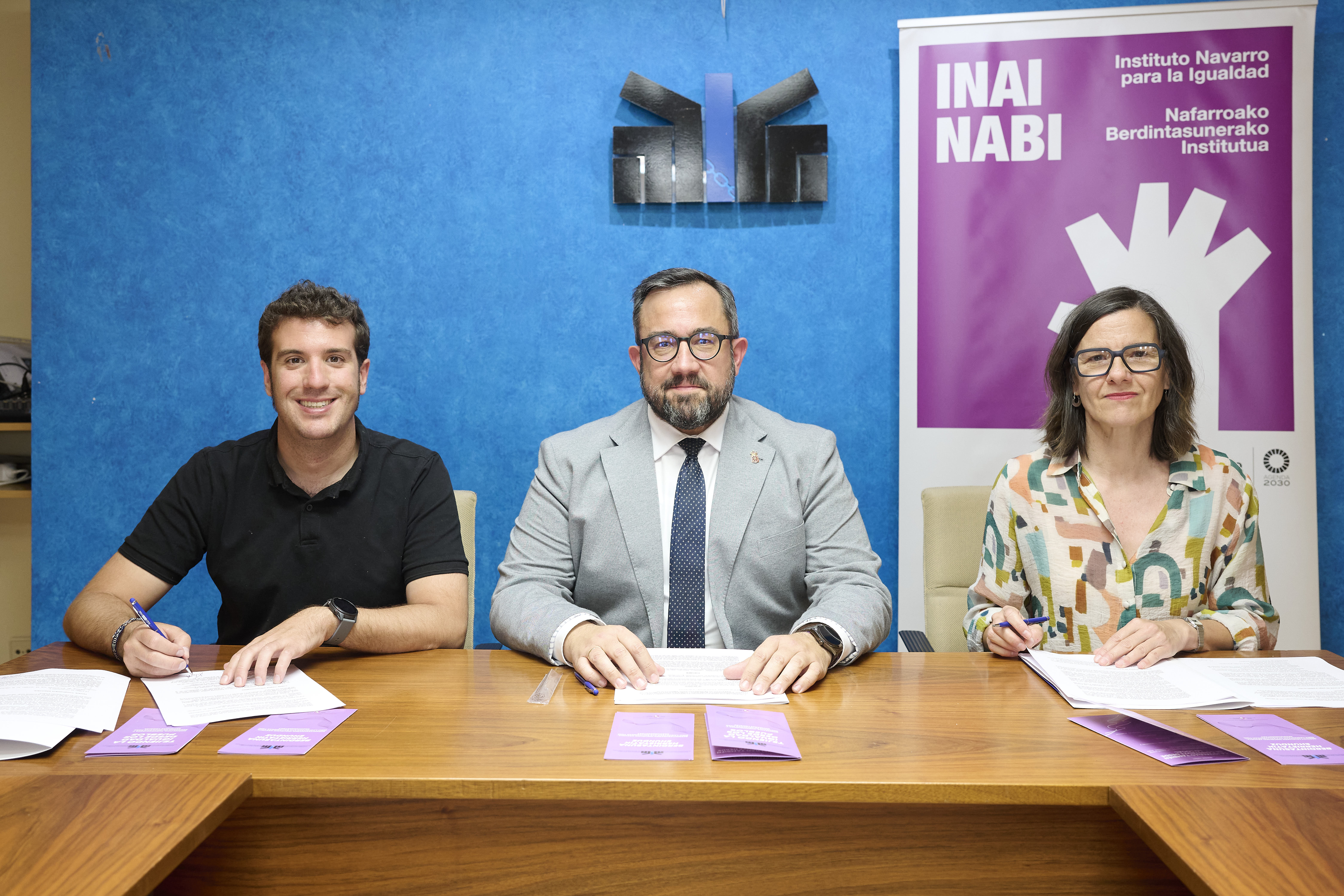 El Gobierno de Navarra y la FNMC renuevan su convenio para reforzar políticas de igualdad 