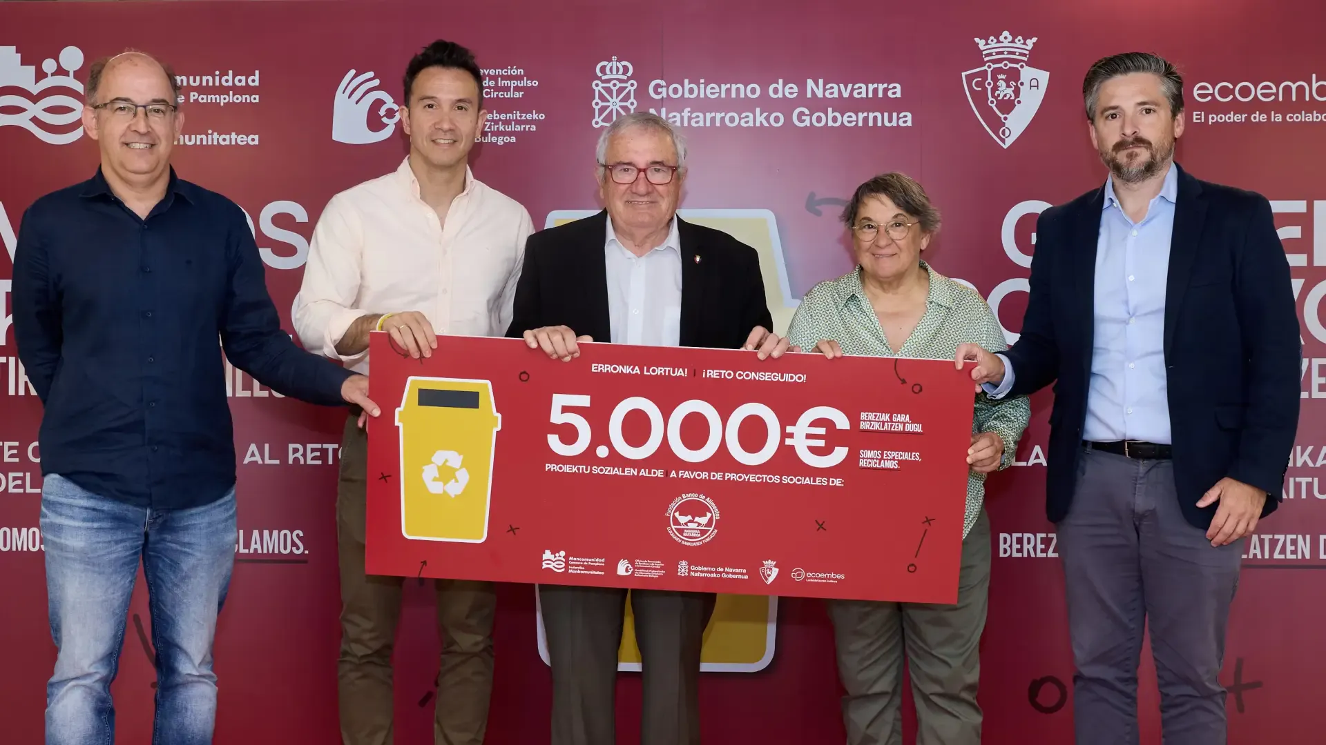 Osasuna y su afición superan el reto de reciclaje en El Sadar