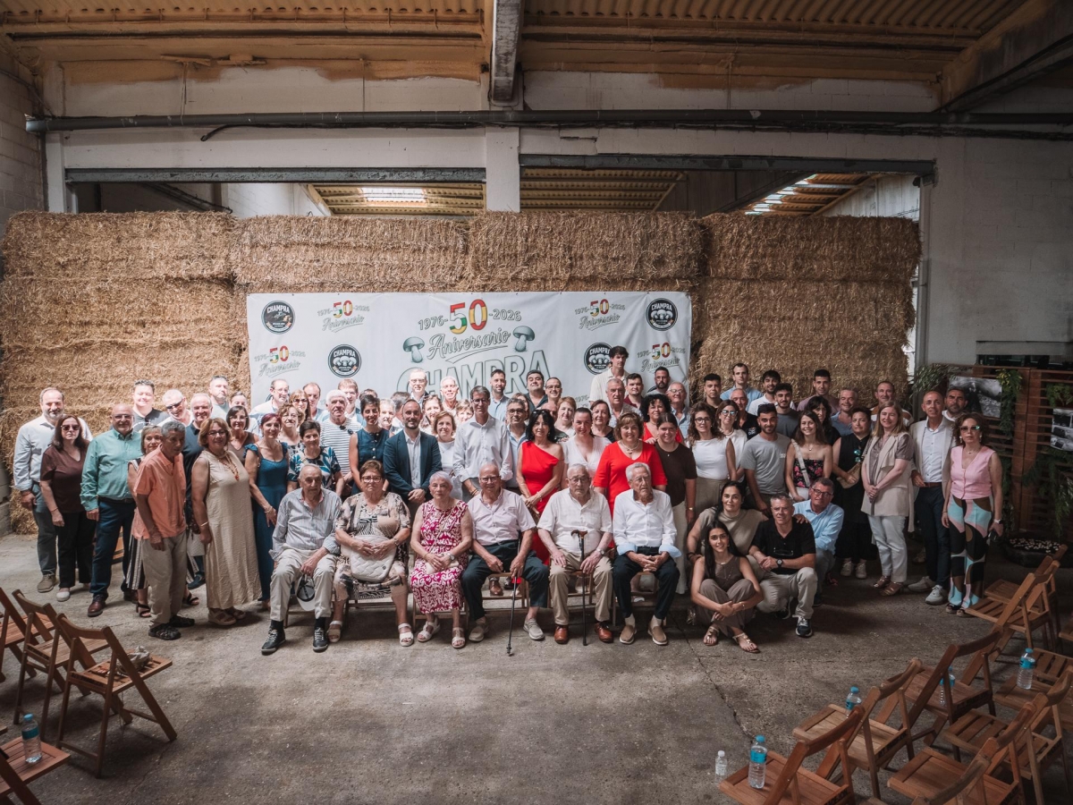 Gonzalo Capellán y Noemí Manzanos celebran el 50 aniversario de la cooperativa Champra en Pradejón