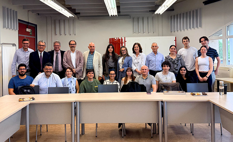 Más de medio centenar de personas acuden las sesiones del Club de Lectura de la Facultad de Ciencias de la Salud de la UPNA