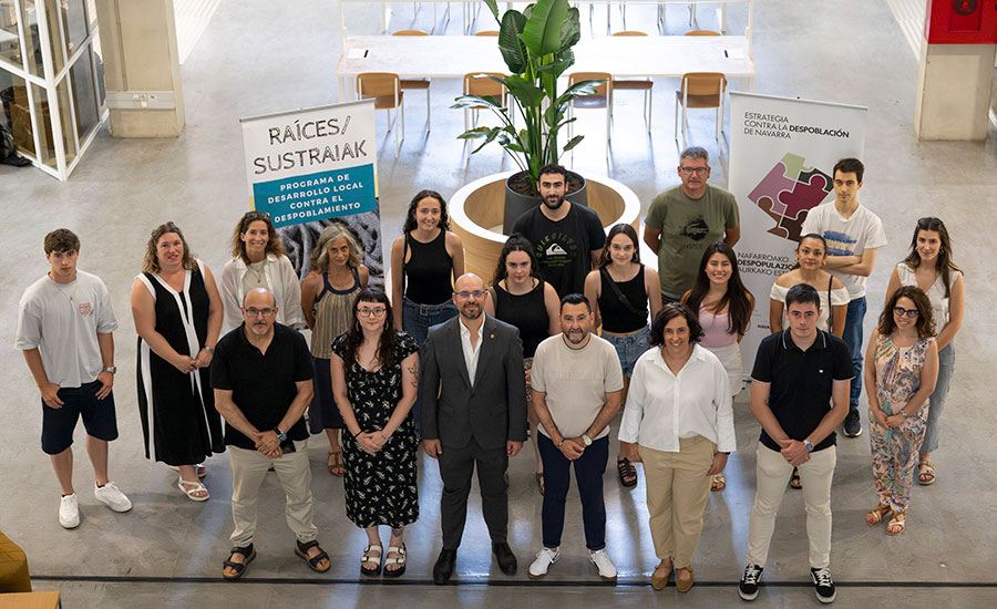El programa Raíces-Sustraiak de la UPNA impulsa prácticas de estudiantes en municipios despoblados