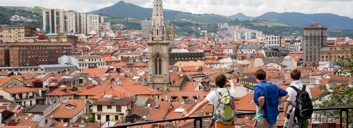 El Ayuntamiento de Bilbao aprueba la modificación urbanística para regular los alojamientos turísticos