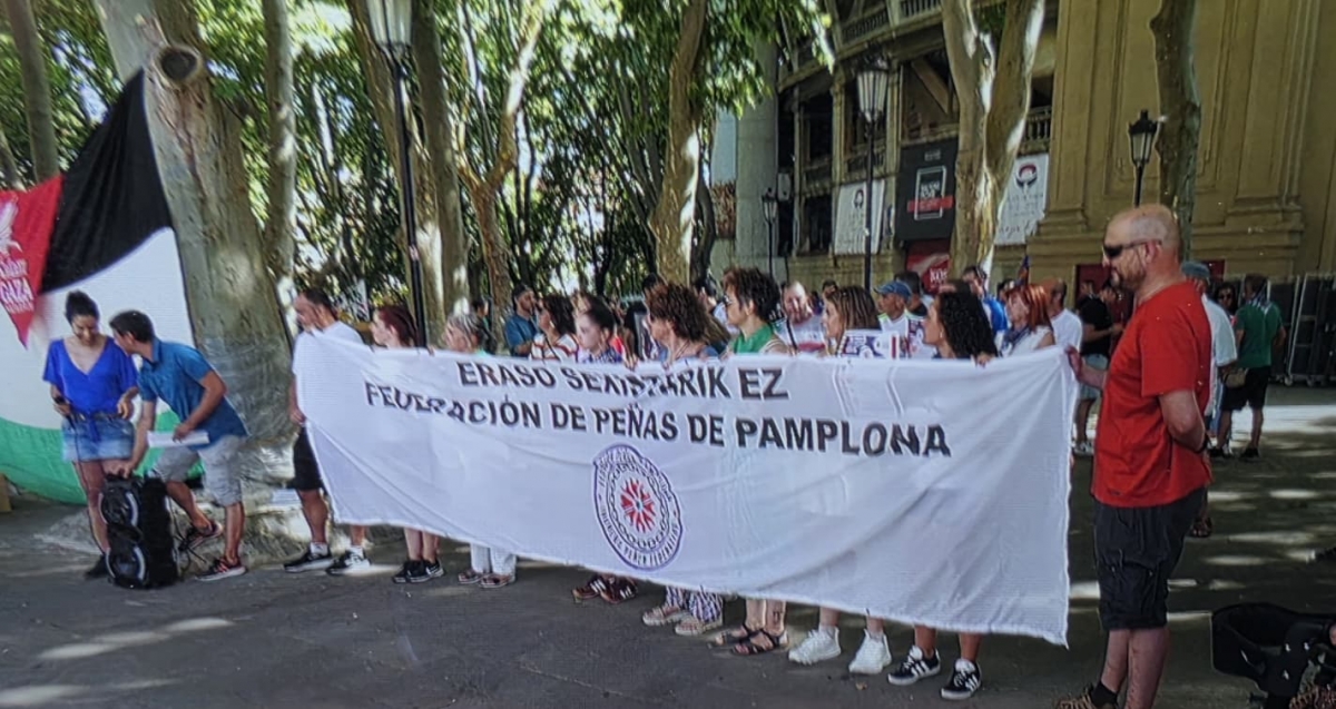 La Federación de Peñas de Pamplona llama a la tolerancia cero ante las agresiones sexistas en los Sanfermines