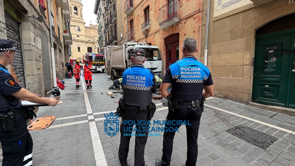 Las dos heridas muy graves del atropello de Navarrería, ingresadas en la UCI del HUN