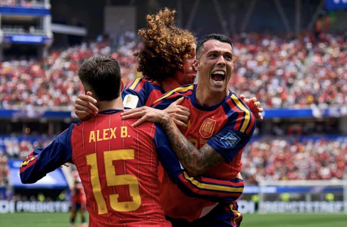 España golea a Austria (3-0) y sella su billete a octavos de final del Mundial