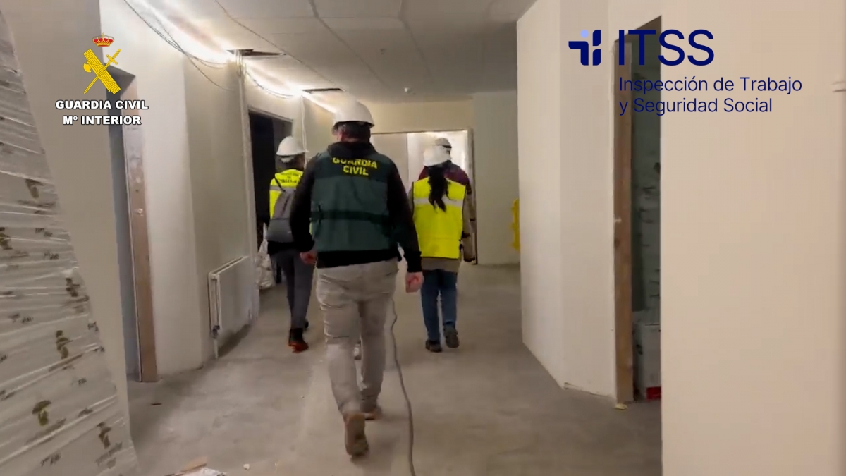 Tres detenidos por liderar una red de explotación laboral a 41 extranjeros en construcciones en Euskadi