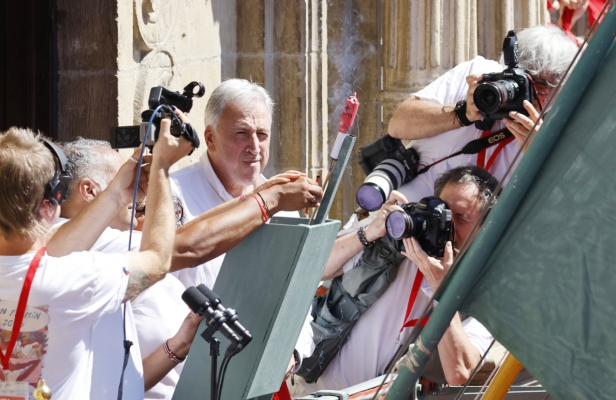 Representantes del servicio de urgencias abren los sanfermines de 2026