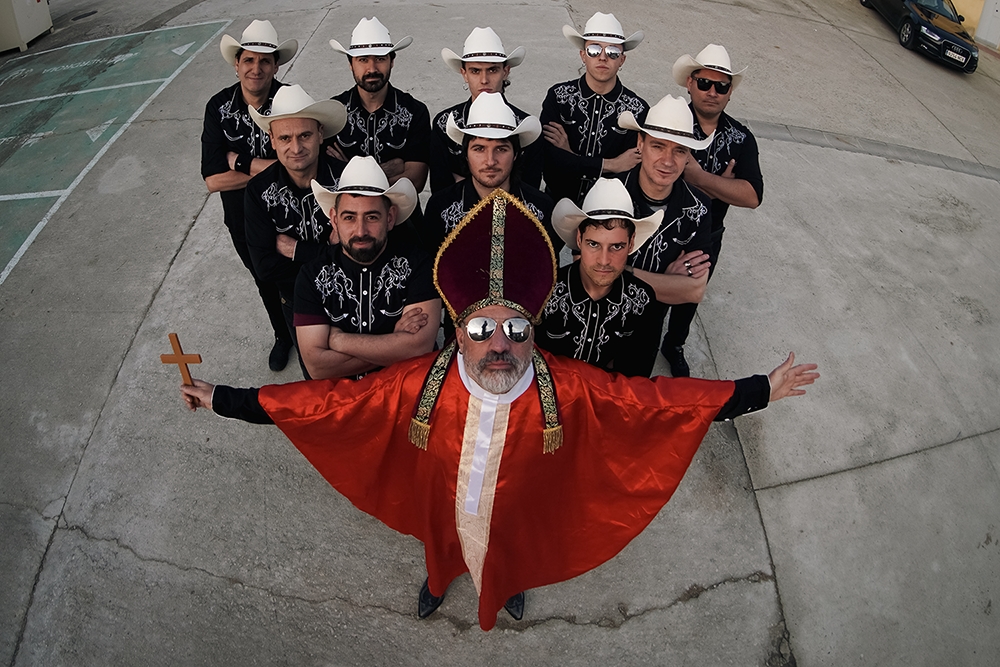 Las rancheras punk de La Mala Pekora, y ritmos tanzanos de The Zawose Queens, este jueves en la Plaza de Compañía