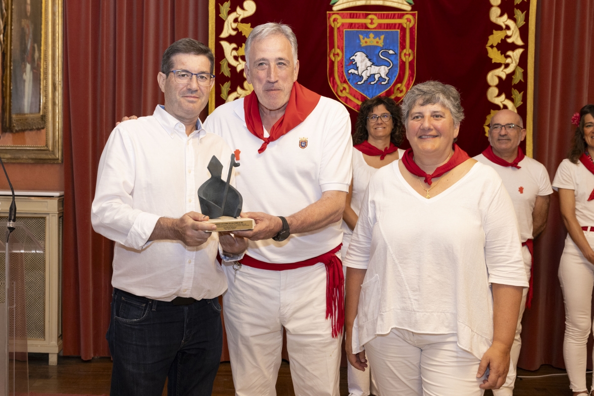 David Bordes con la colección 'Akelarre', recibe el San Fermín de Oro del concurso internacional de fuegos artificiales