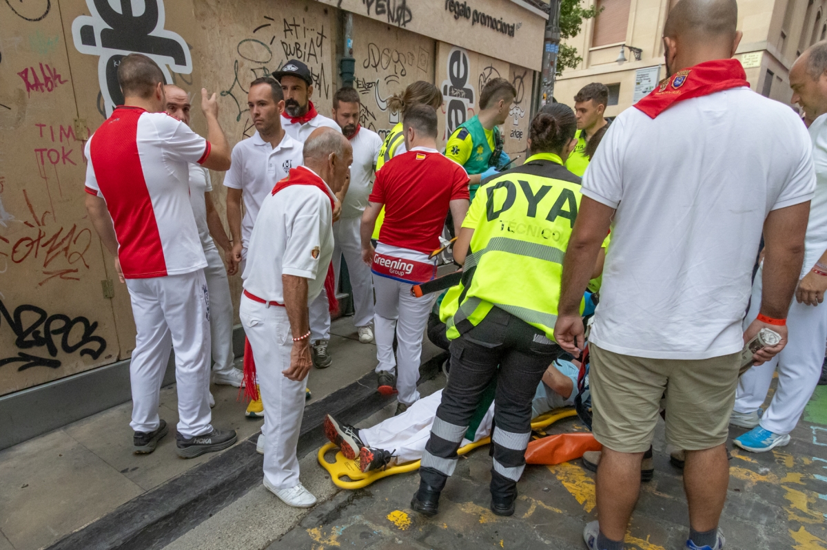 Ocho atenciones y cinco traslados en el séptimo encierro de los Sanfermines 2026
