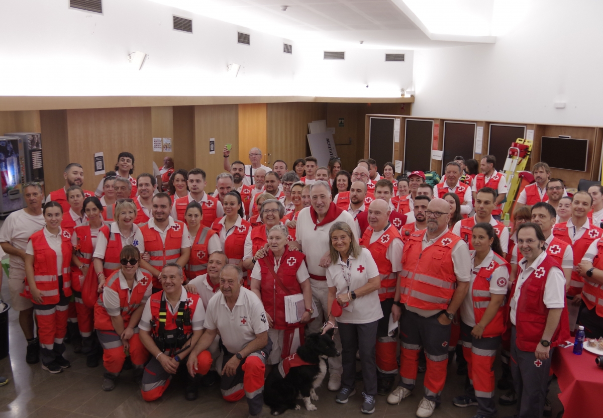 Cruz Roja atiende a 49 personas en el séptimo encierro de San Fermín con cuatro traslados hospitalarios