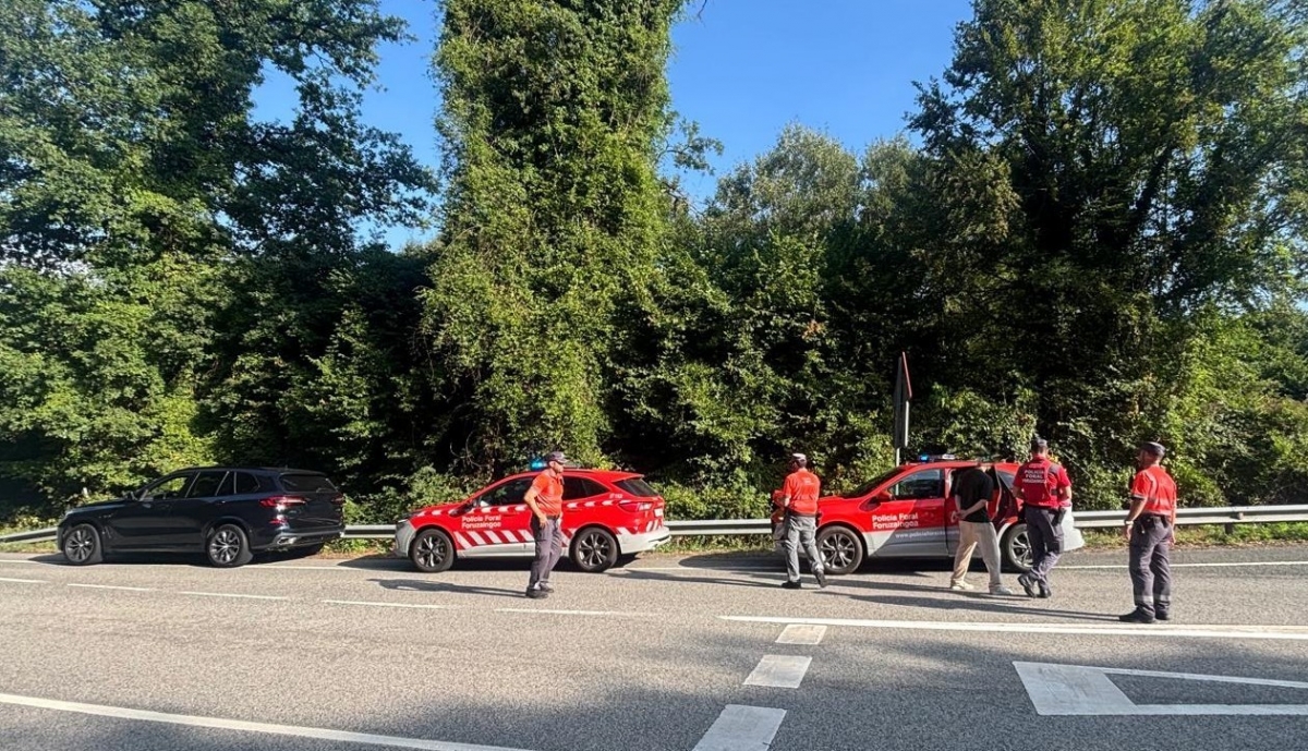 Huye a gran velocidad por la autovía de Leitzaran al dar positivo en un control en Zuasti