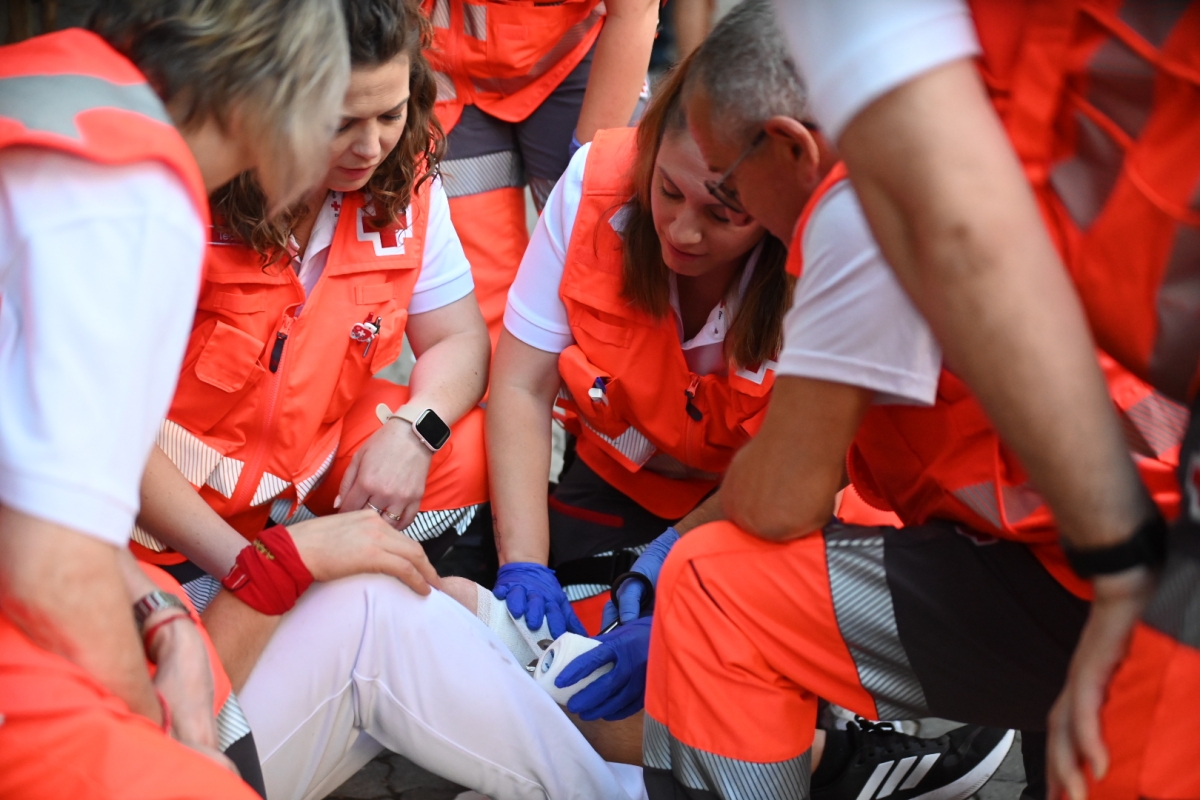 Cruz Roja atiende a 36 personas en el último encierro de Sanfermines, once de ellas trasladadas a urgencias