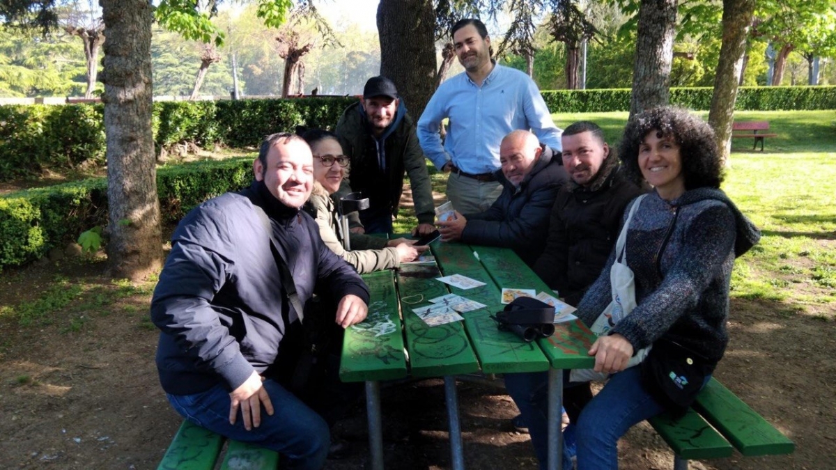 Nace la primera guía de aves del parque de la Taconera de Pamplona para fomentar la inclusión social