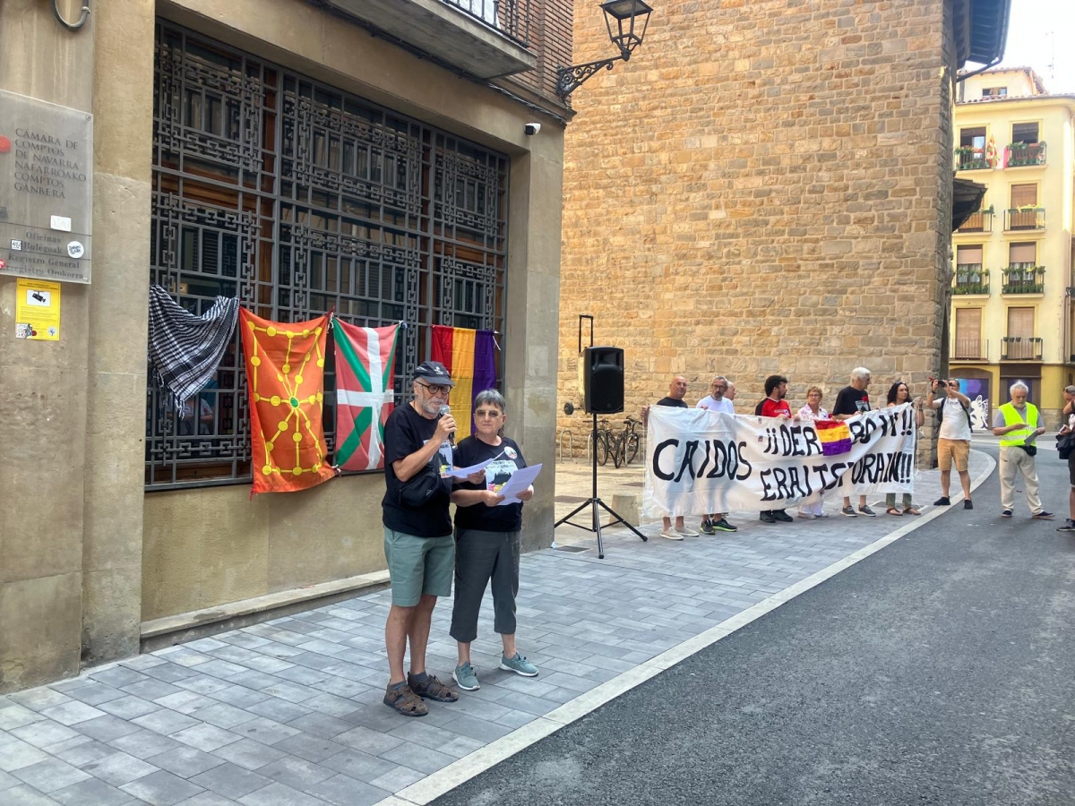 Las asociaciones memorialistas exigen el derribo de los Caídos al cumplirse 90 años del golpe militar de 1936