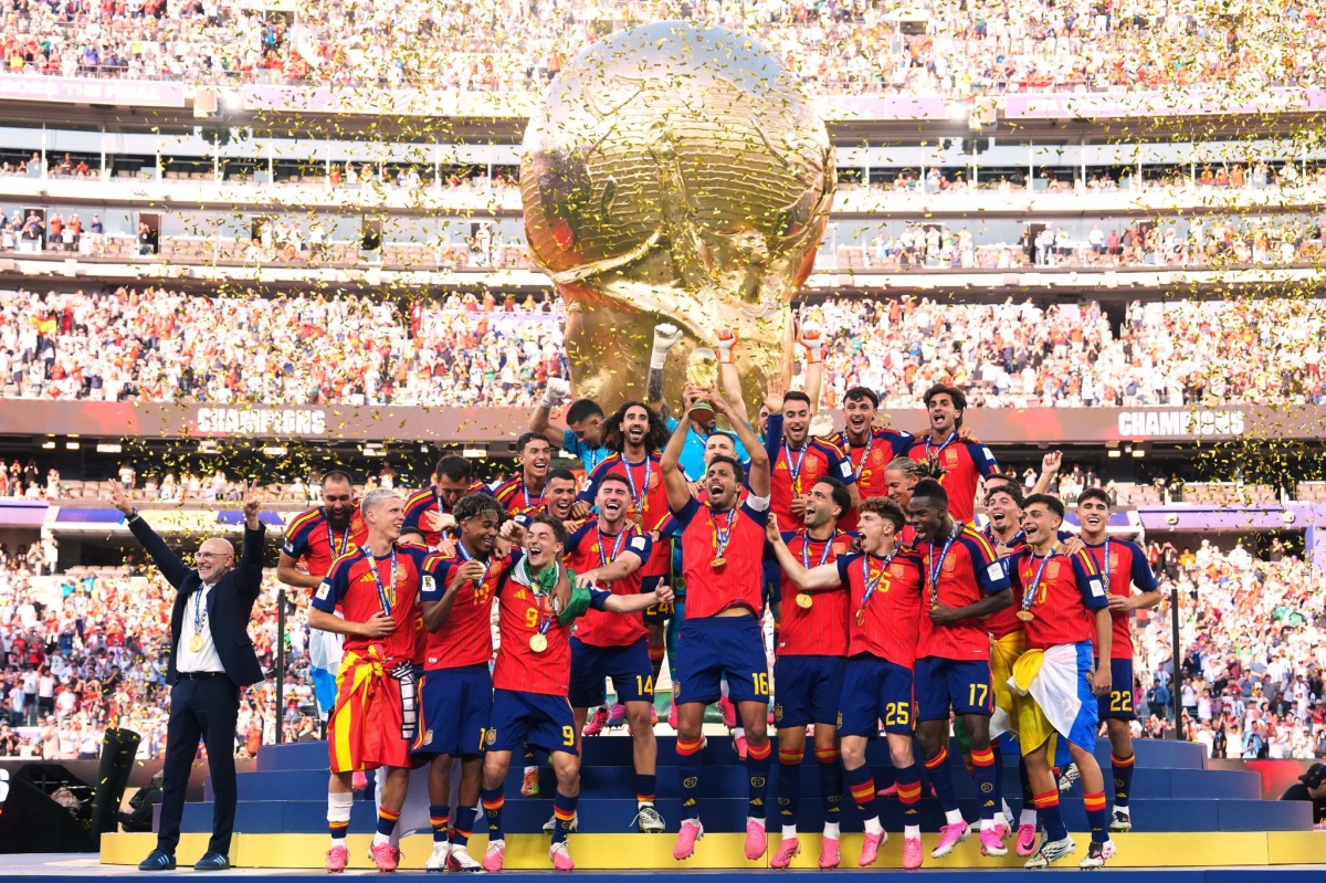 Alerta por portales fraudulentos que venden entradas falsas de la Selección española 