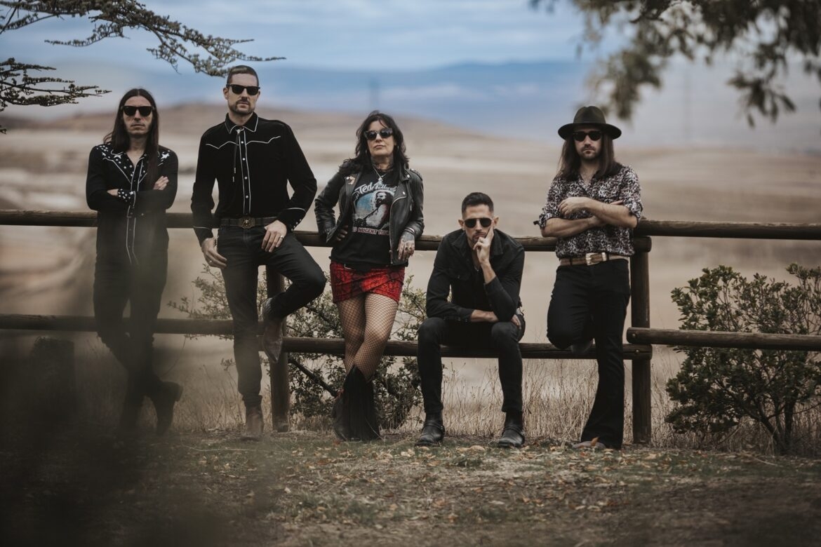 El grupo Montana Stomp lleva el mejor blues rock al Bosquecillo dentro del ciclo de Salas de Música en la Calle