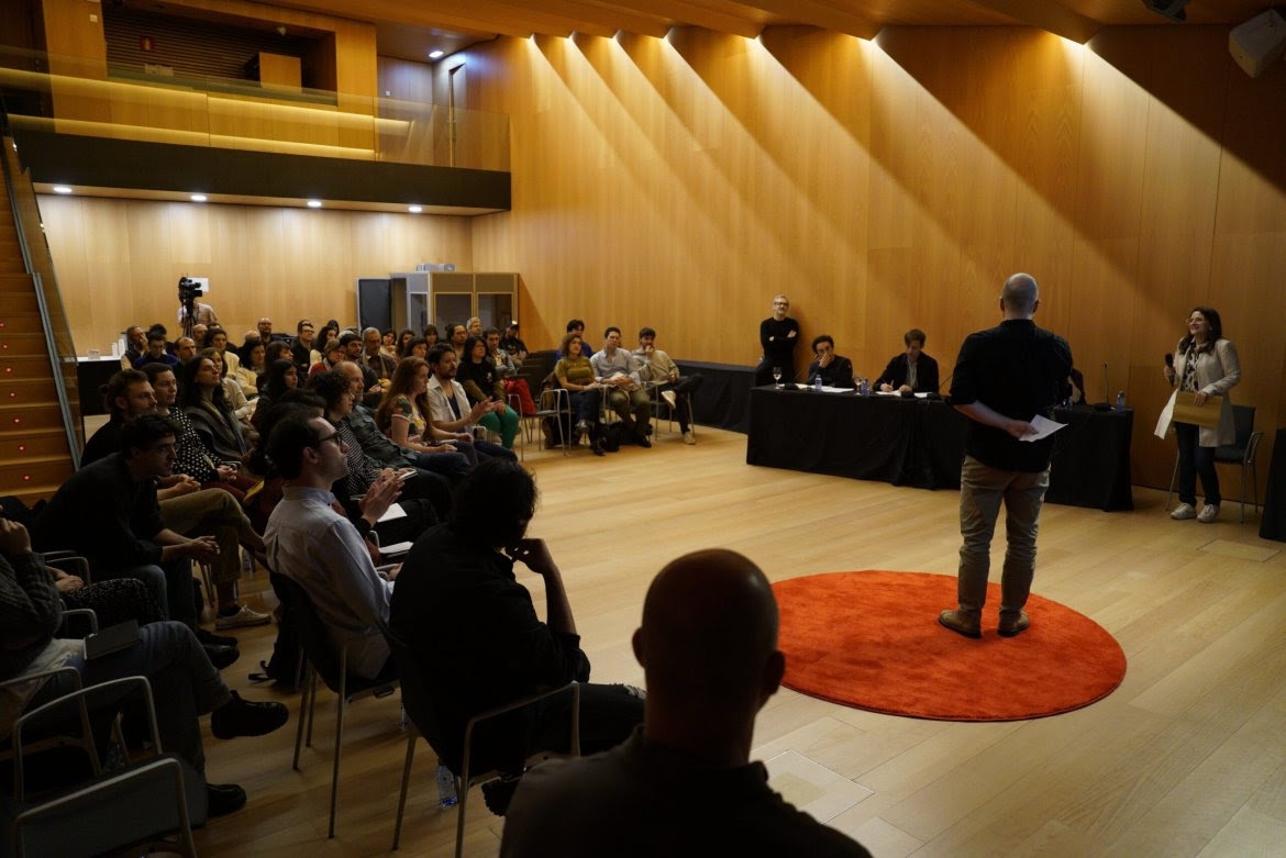 Doklab Navarra cierra el plazo de inscripción de su residencia para cineastas con becas de Caja Rural
