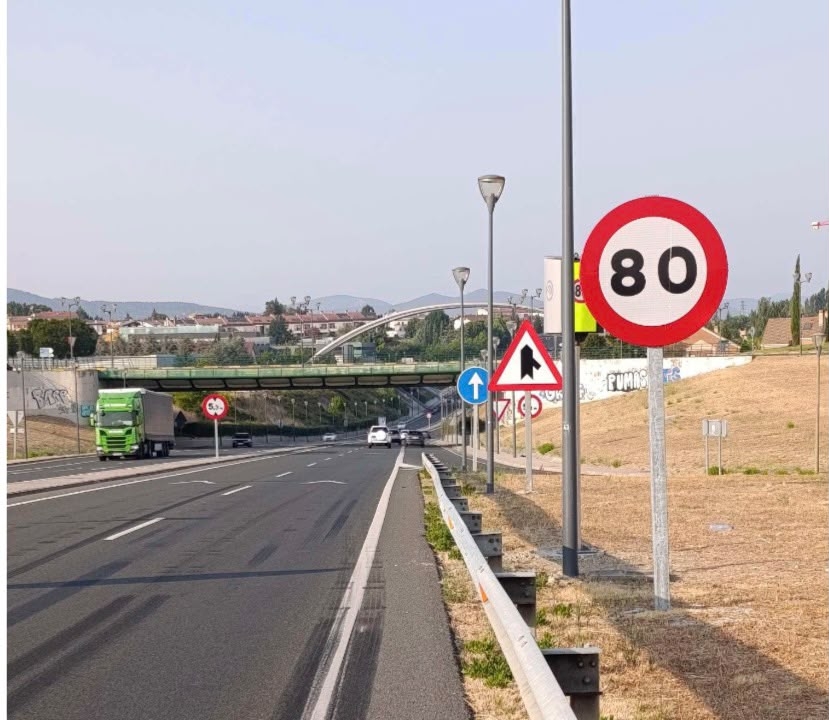 El Ayuntamiento de Zizur Mayor pide a Navarra mejorar la señalización del nuevo radar en la A-12