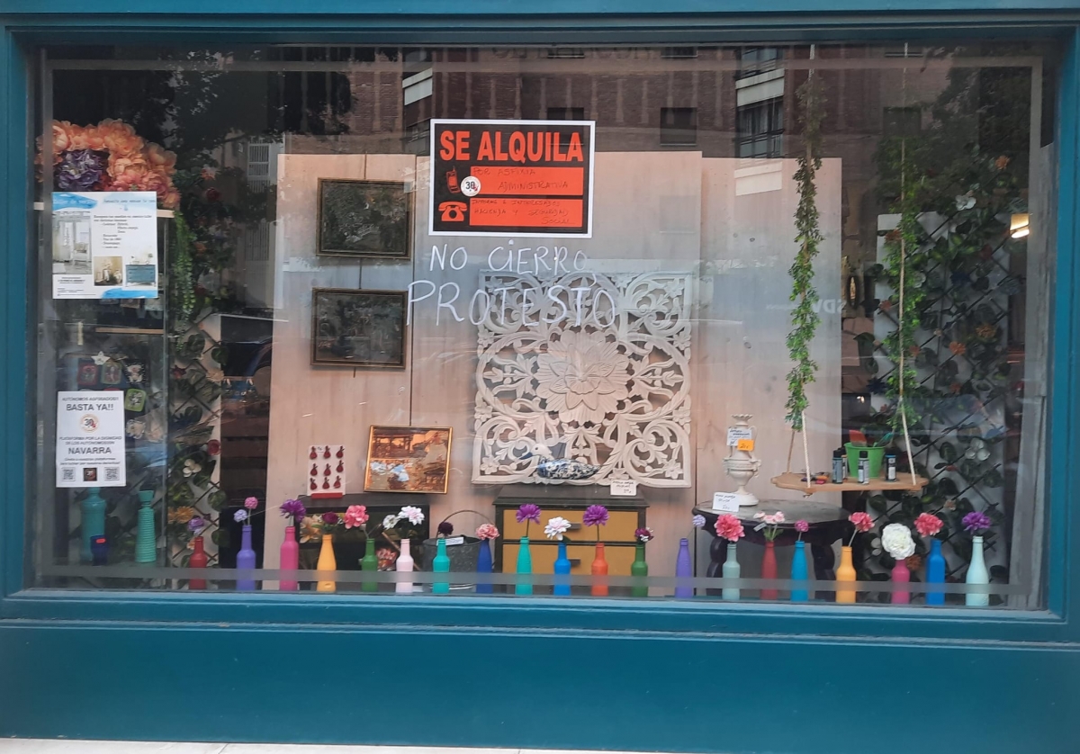 Comercios de Pamplona se suman a la protesta nacional 