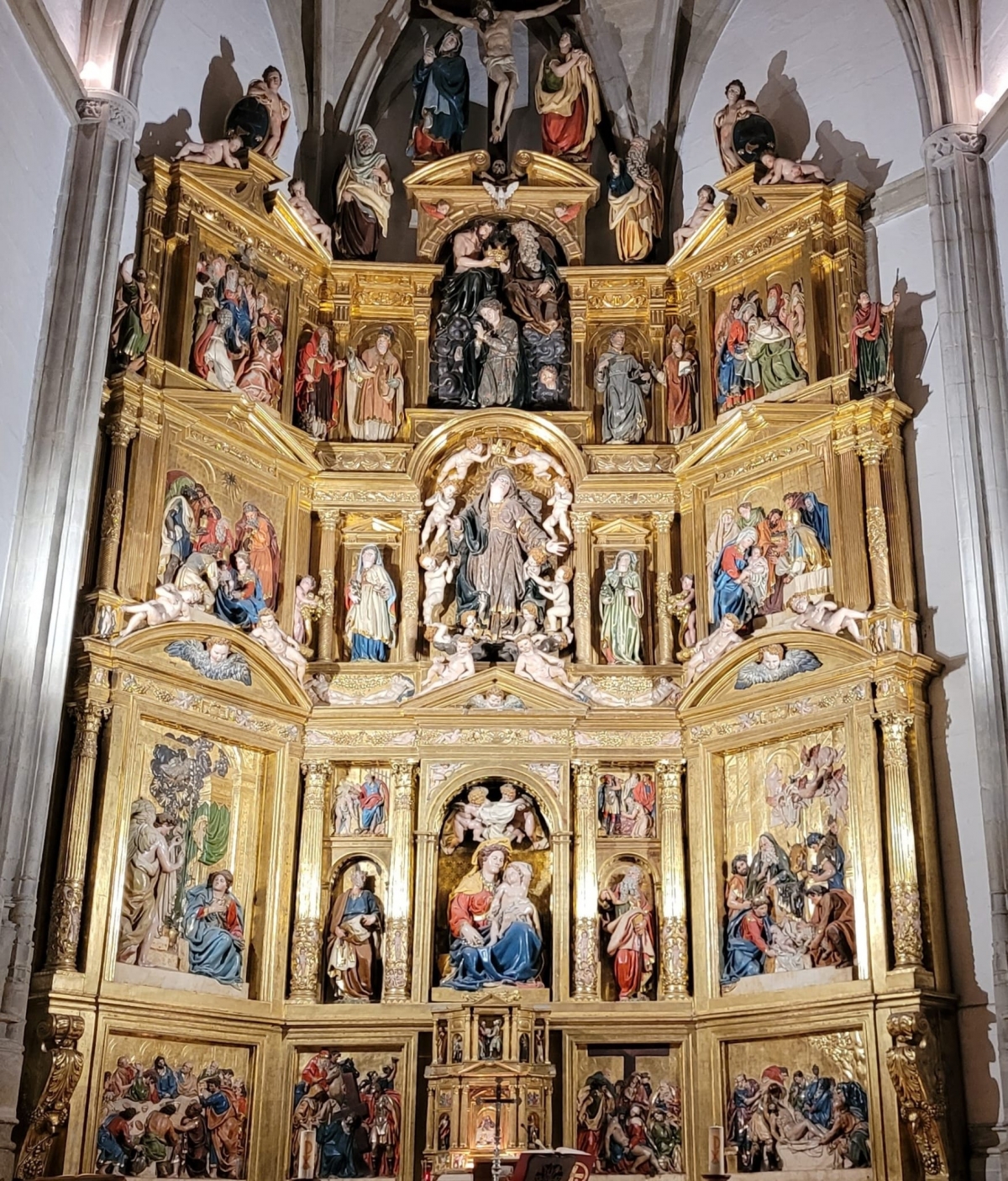 La iglesia de Santa María de Cáseda celebra el 450 aniversario de su retablo mayor, obra cumbre del Renacimiento español