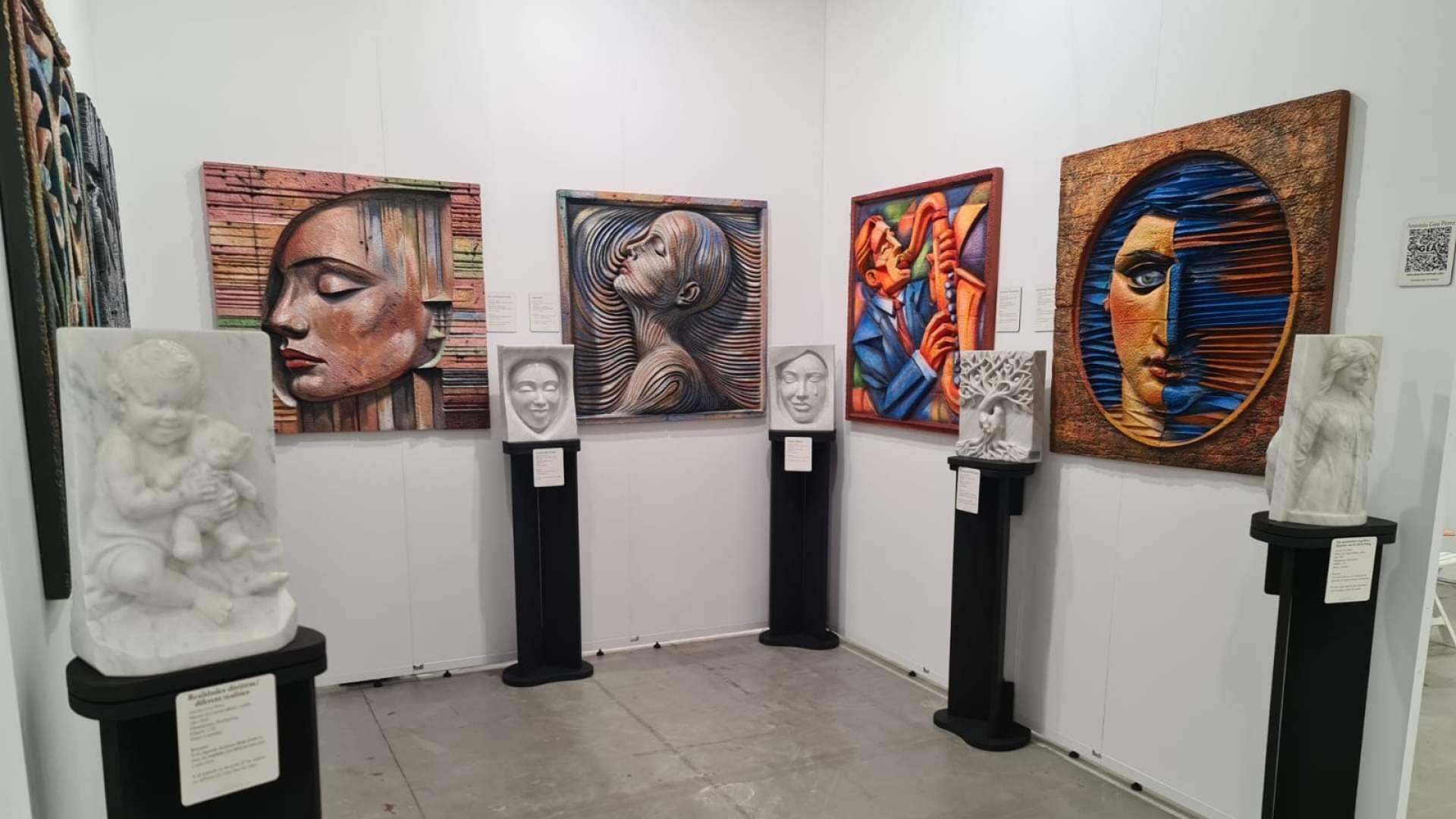 Antonio Gea Pérez presenta sus últimas creaciones en Art World Marbella 2026 con una gran acogida del público