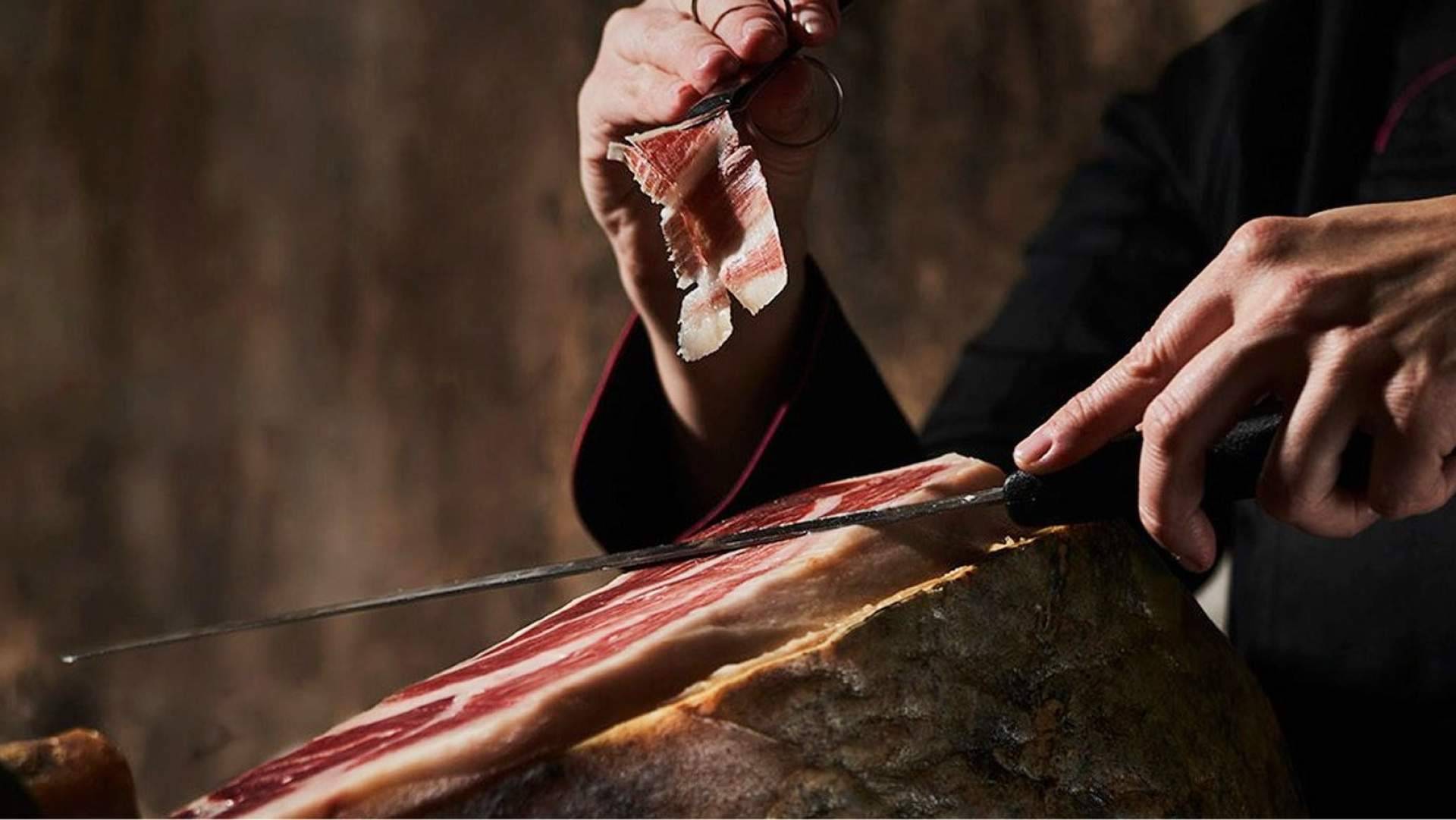 El ibérico también es para el verano; claves para conservar y servir una pieza con el calor