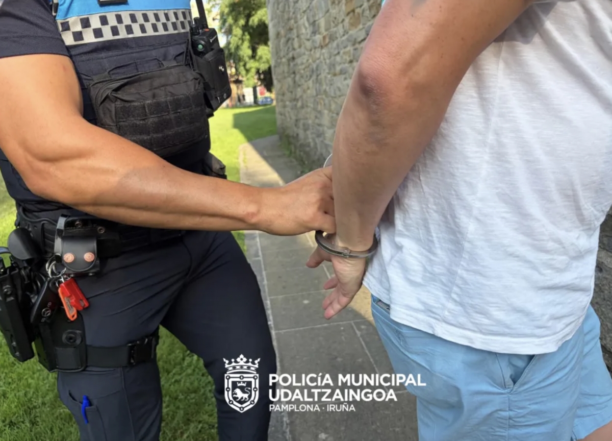 Detenido en Pamplona un hombre por una violación con amenazas de arma blanca en el barrio de San Juan