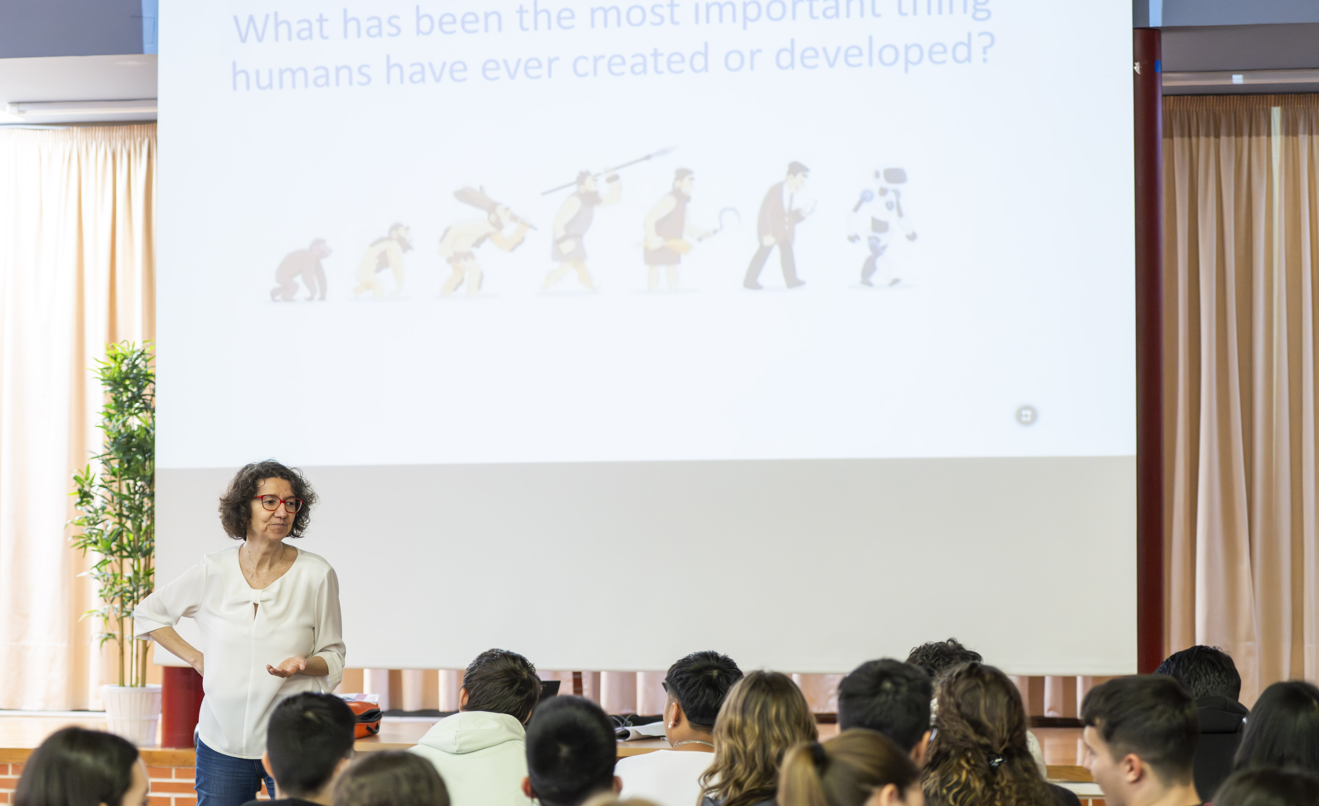 La ciencia, a las aulas: la UPNA lleva 189 charlas de divulgación científica a 51 centros educativos de toda Navarra