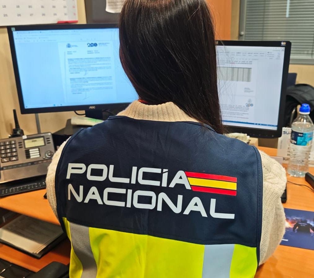 Detenido en Pamplona por usar la tarjeta de un excompañero para apostar más de 32.000 euros