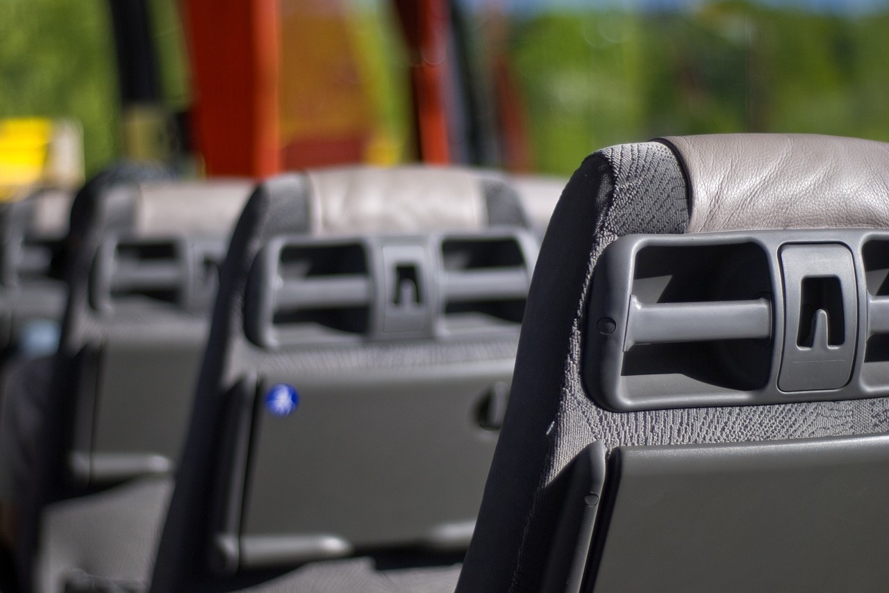 Educación abre nuevas rutas de transporte escolar para el alumnado de la Ribera, Pirineo y Valle de Esteribar