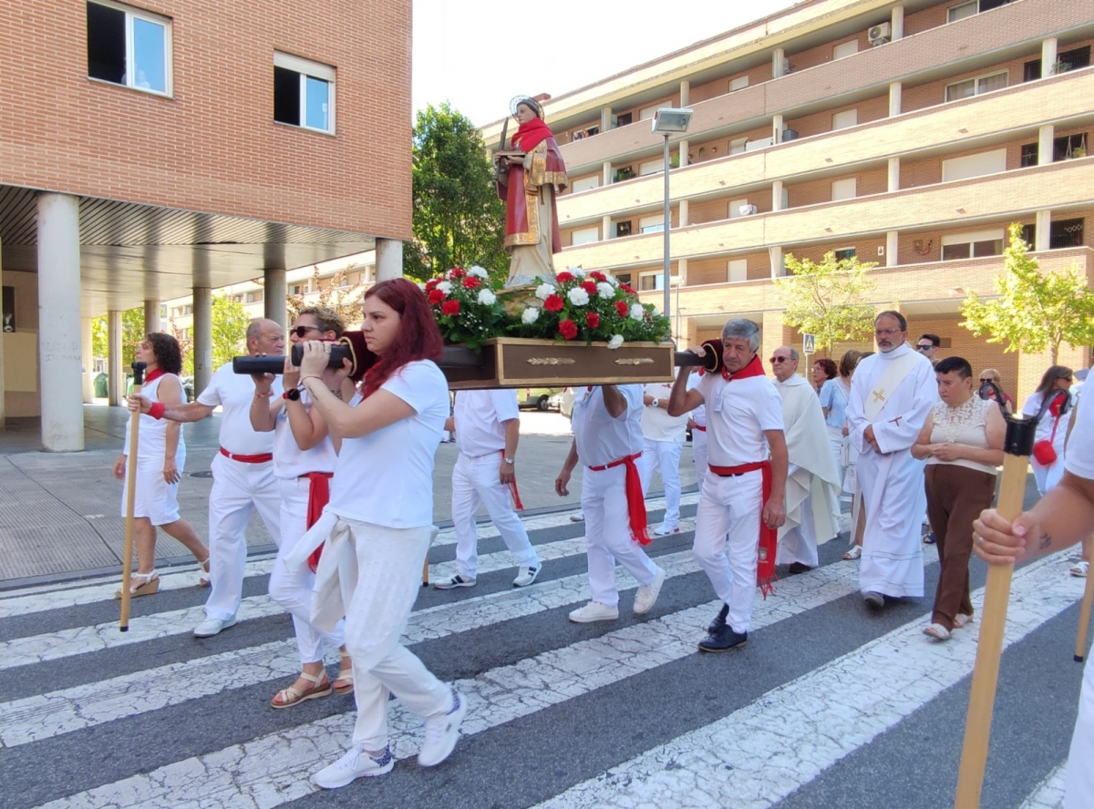 Berriozar despide sus fiestas patronales con la tradicional procesión de San Esteban