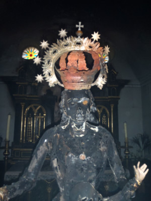 Un incendio, que podría ser provocado, causa serios daños en un retablo de la iglesia de Fontellas