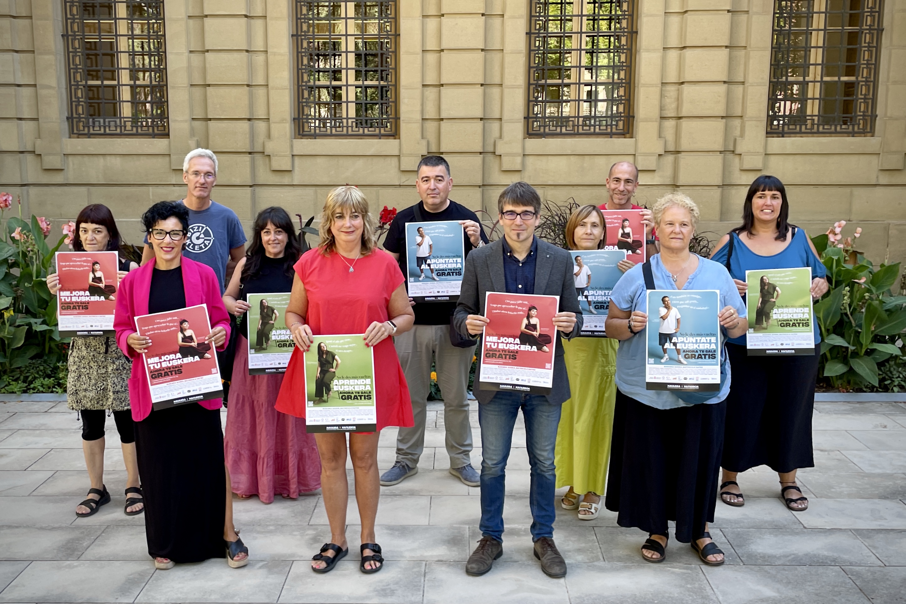 Navarra, entidades locales y agentes sociales promueven el aprendizaje del euskera entre personas adultas con la campaña “Euskera ahora”